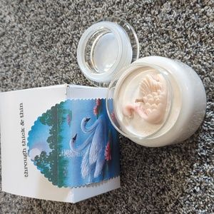 Beautiful swan white chocolate soy beeswax candle